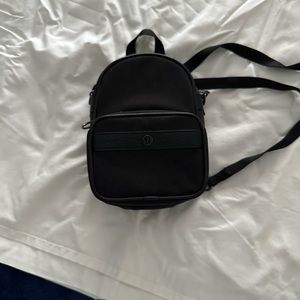 Lululemon mini backpack